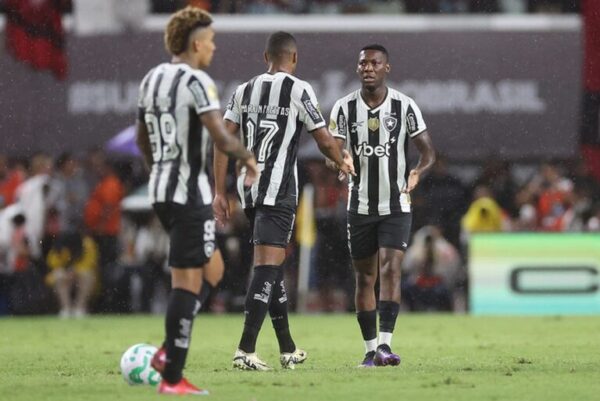 Botafogo enfrenta Nova Iguaçu antes de belissimo jogo contra Madureira botafogo-enfrenta-nova-iguacu-antes-de-jogao-contra-madureira