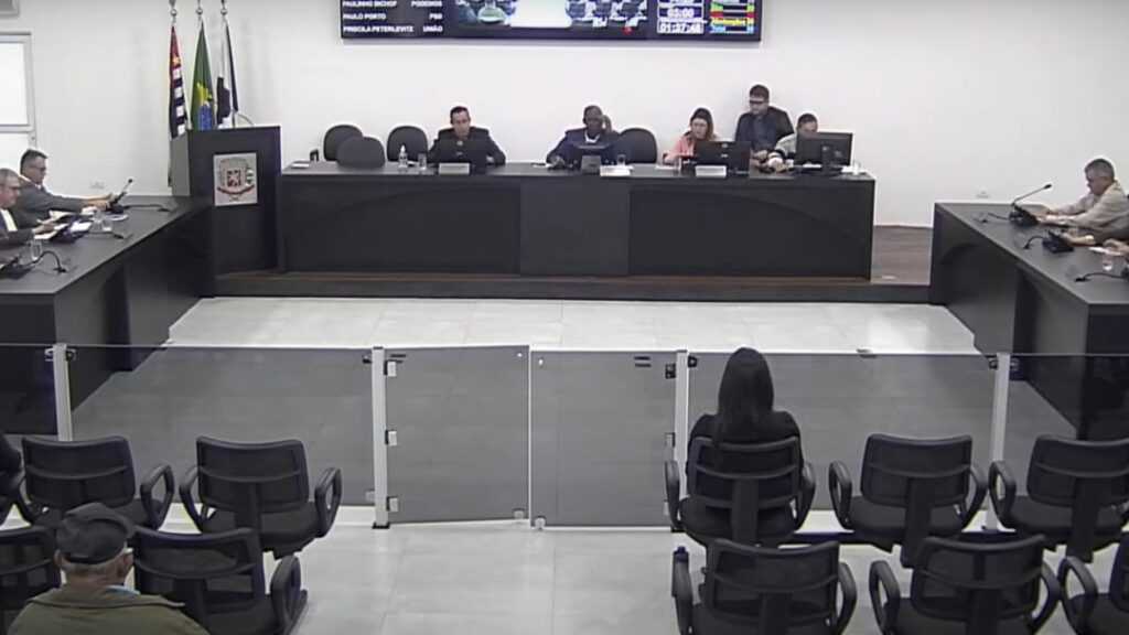 vereador-denuncia-suposto-superfaturamento-em-obra-de-iluminacao-publica-de-nova-odessa