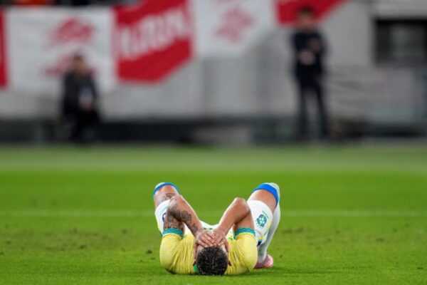 Imprensa estrangeira detona derrota da Seleção Brasileira: “Escândalo” imprensa-estrangeira-detona-derrota-da-selecao-brasileira:-“escandalo”