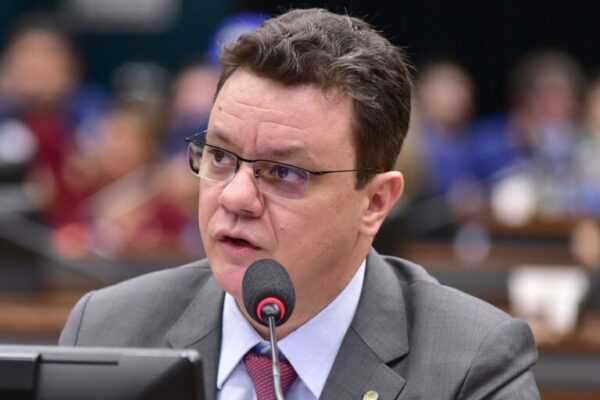 Câmara vota indicação de ministro do TCU em teste de força para Motta camara-vota-indicacao-de-ministro-do-tcu-em-teste-de-forca-para-motta