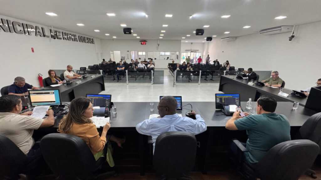 Prefeito e vereador trocam acusações e ameaças durante sessão em Nova Odessa prefeito-e-vereador-trocam-acusacoes-e-ameacas-durante-sessao-em-nova-odessa