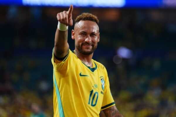 neymar-utiliza-mantra-de-hamilton-apos-estreia-na-copa-do-mundo