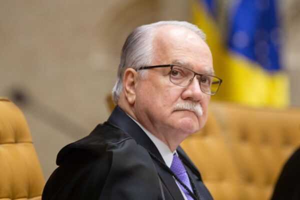Fachin tira relatoria de Mendonça e assume caso ligado a Moraes e Vorcaro fachin-tira-relatoria-de-mendonca-e-assume-caso-ligado-a-moraes-e-vorcaro