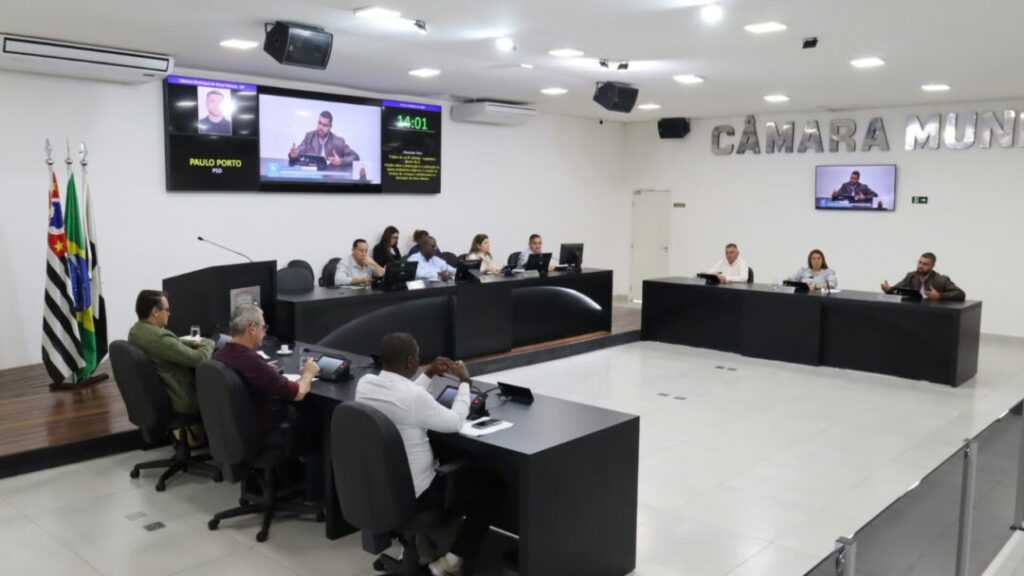 Vereador afirma que secretário o chamou para briga durante sessão em Nova Odessa vereador-afirma-que-secretario-o-chamou-para-briga-durante-sessao-em-nova-odessa